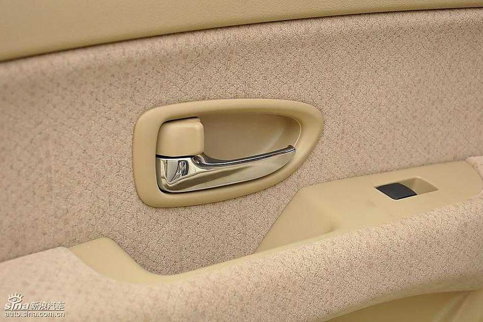 东风日产轩逸09款试车实拍图 内饰