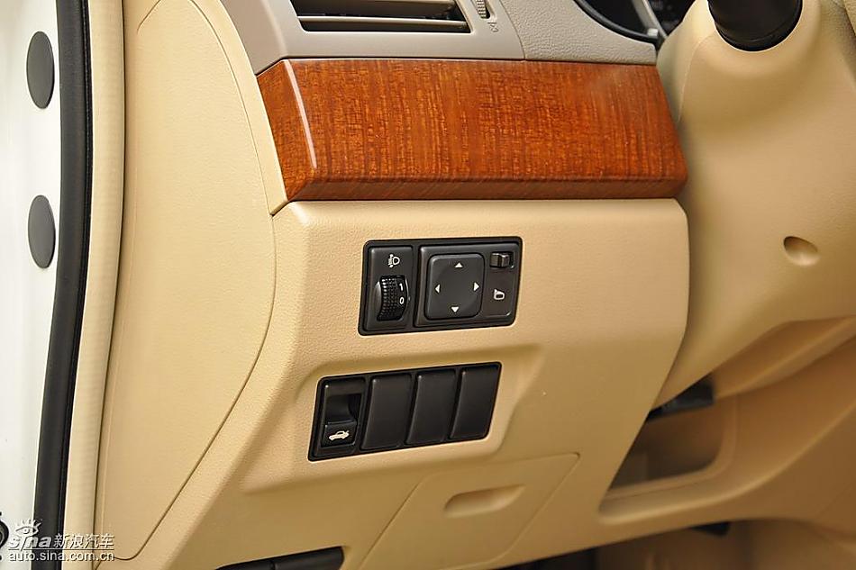 东风日产轩逸09款试车实拍图 内饰