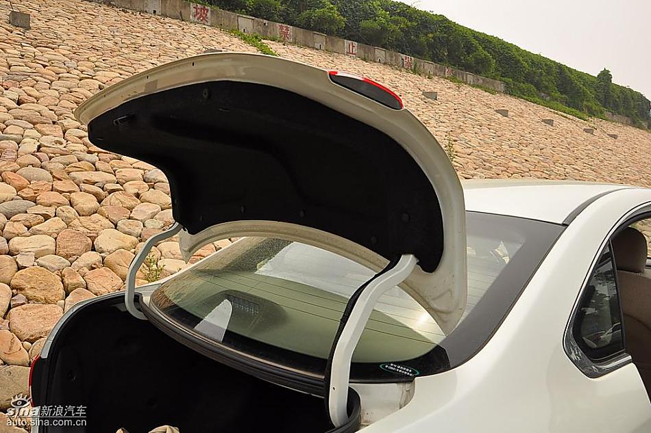 东风日产轩逸09款试车实拍图 内饰