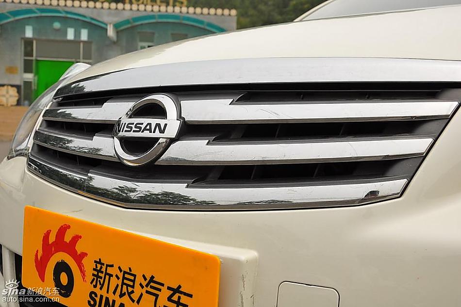 东风日产轩逸09款试车实拍图 外观