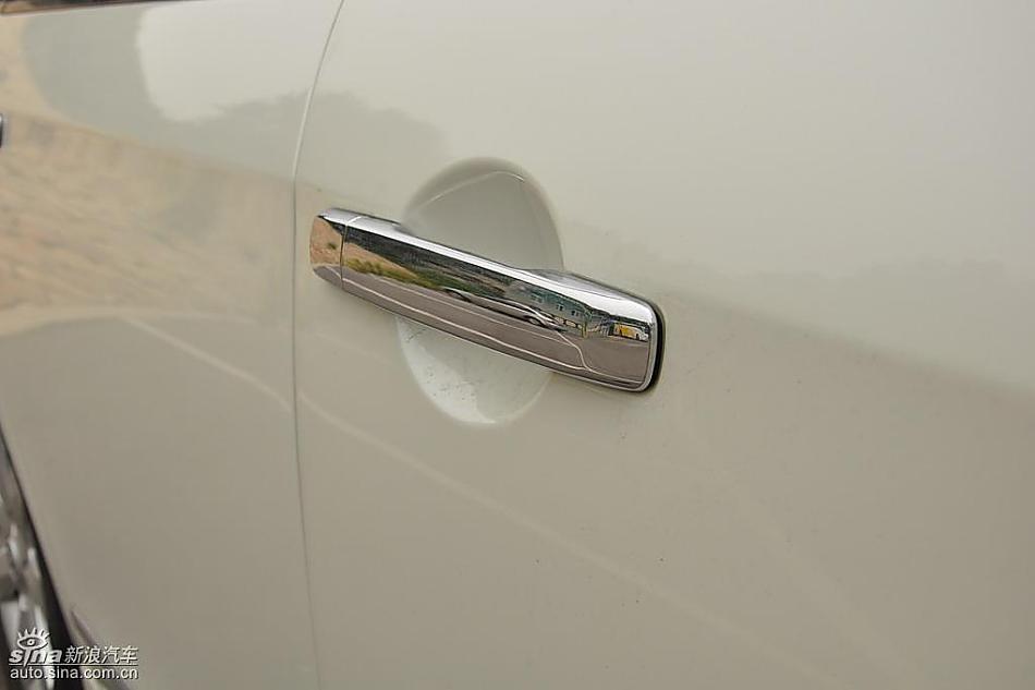 东风日产轩逸09款试车实拍图 外观