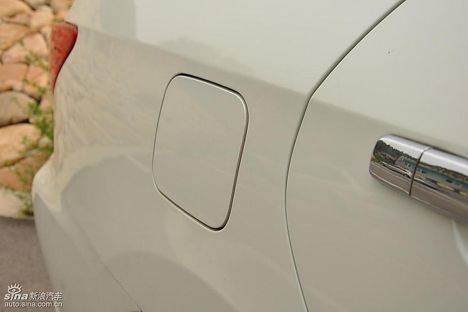 东风日产轩逸09款试车实拍图 外观