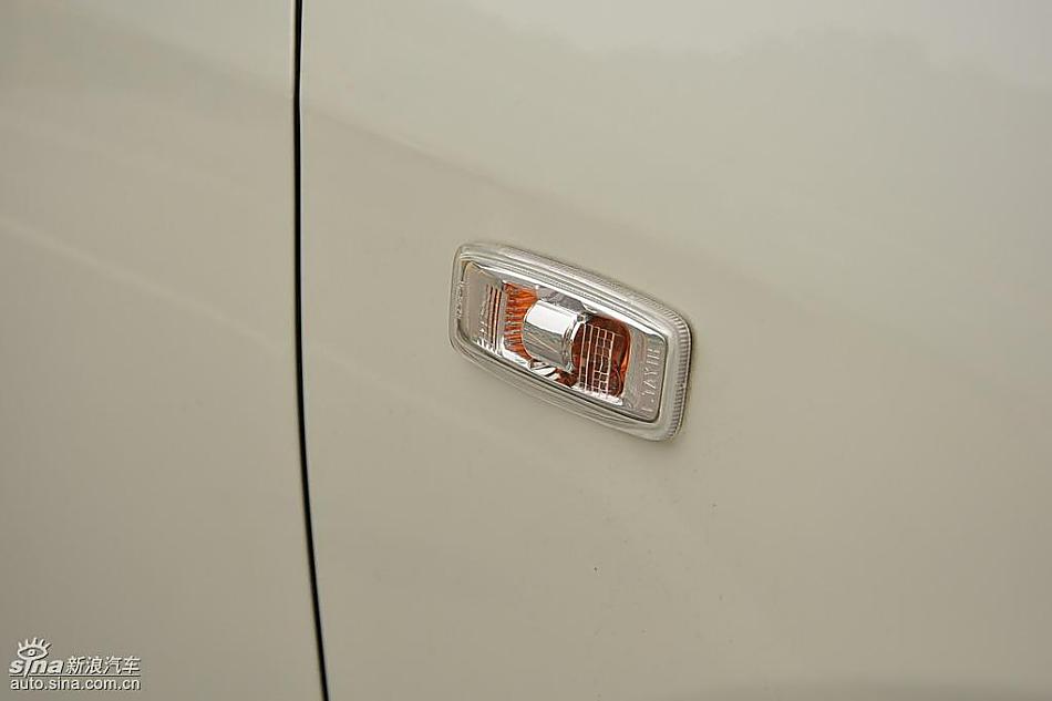 东风日产轩逸09款试车实拍图 外观