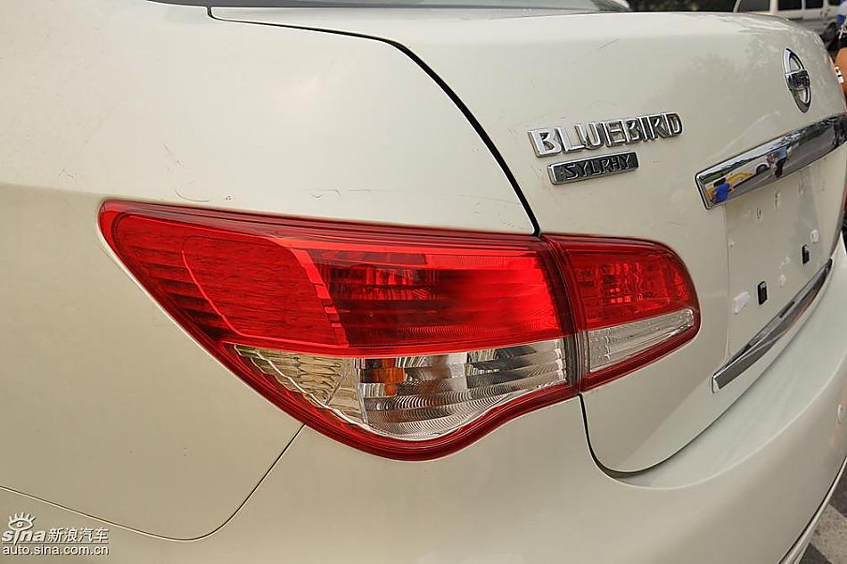 东风日产轩逸09款试车实拍图 外观