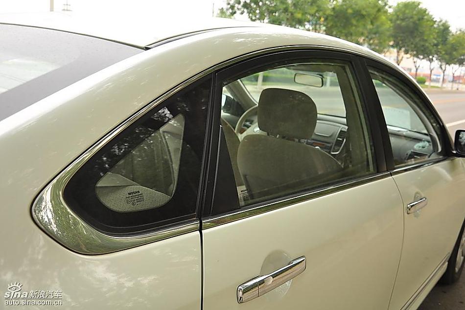 东风日产轩逸09款试车实拍图 外观