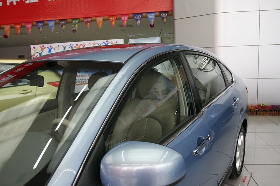 东风日产轩逸外观