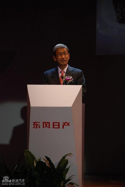 东风日产新轩逸上市现场图