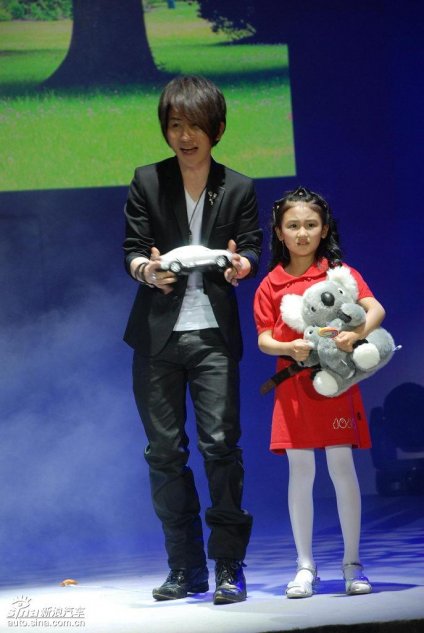 东风日产新轩逸上市现场图