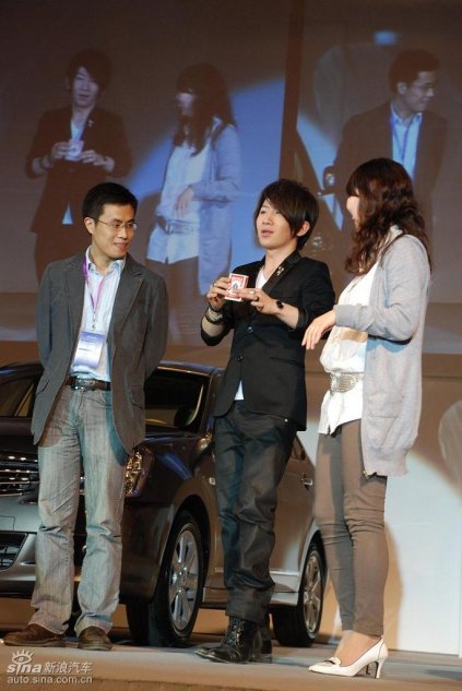 东风日产新轩逸上市现场图