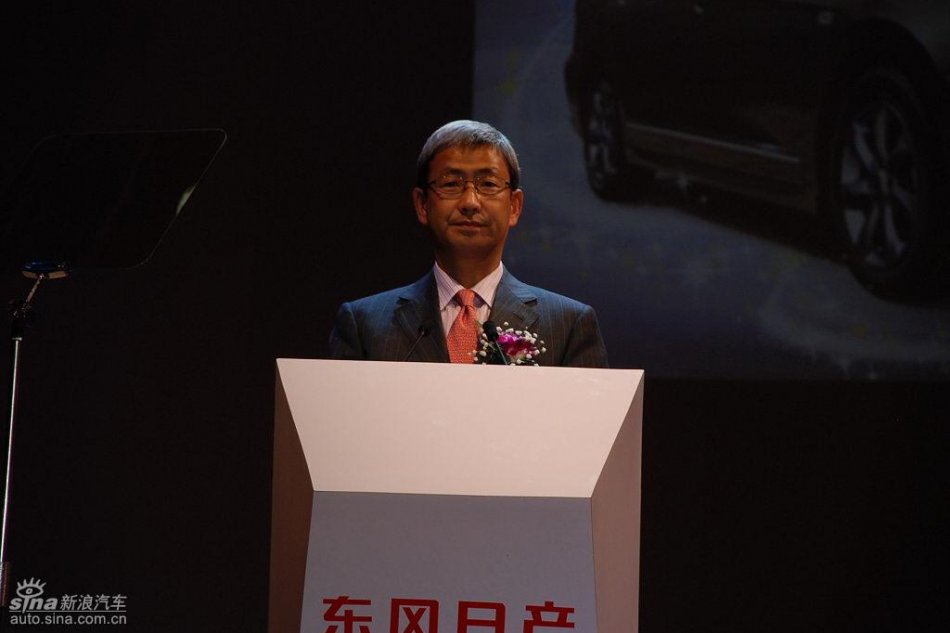 东风日产新轩逸上市现场图