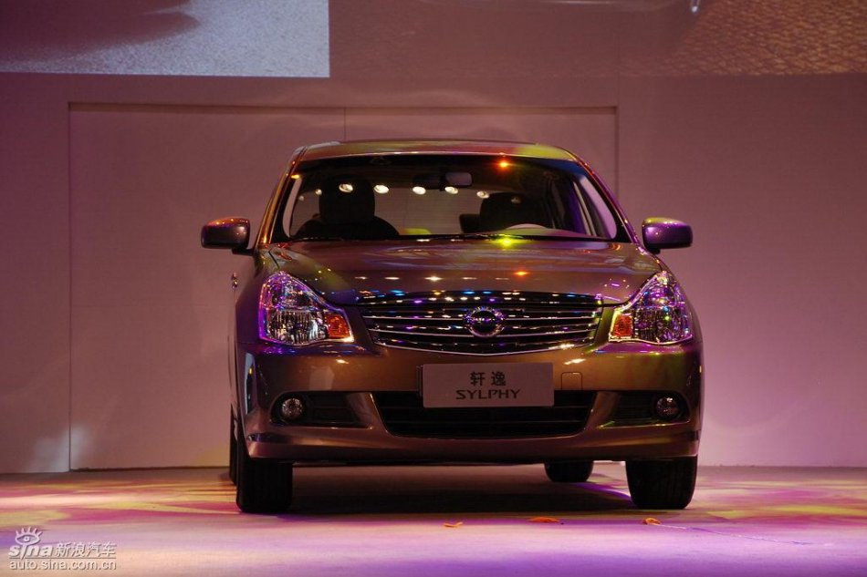 东风日产新轩逸上市现场图