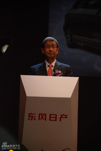 东风日产新轩逸上市现场图