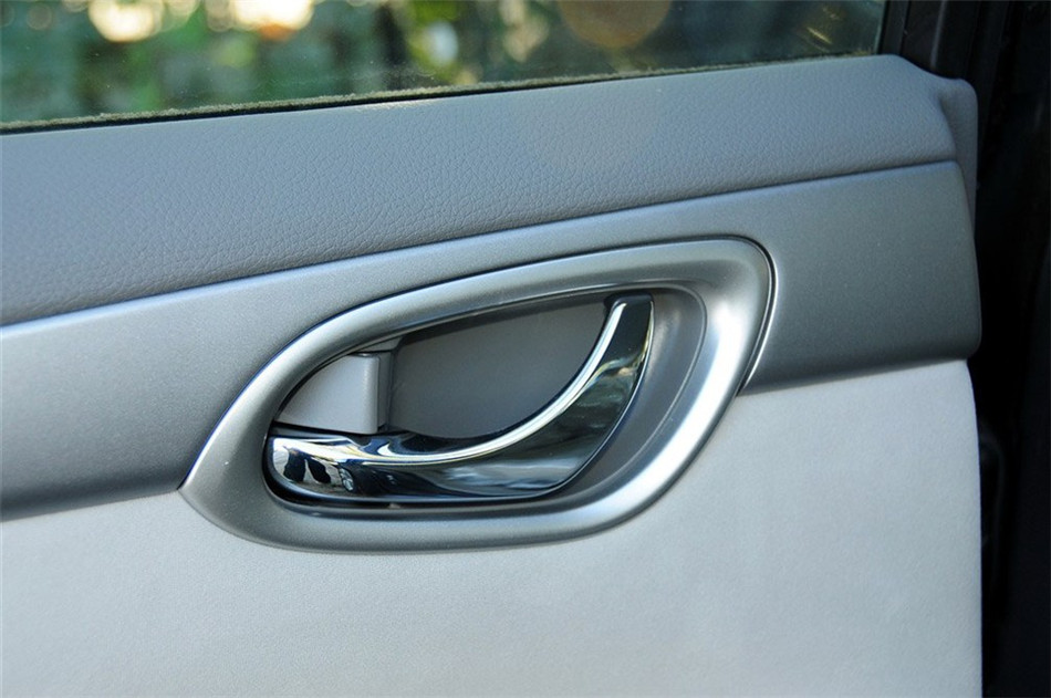 2012款 1.8L CVT 舒适版 座椅空间