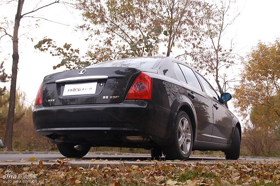 08款一汽奔腾6MT外观