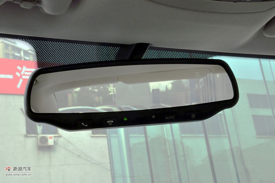 2011款奔腾B70高清到店实拍