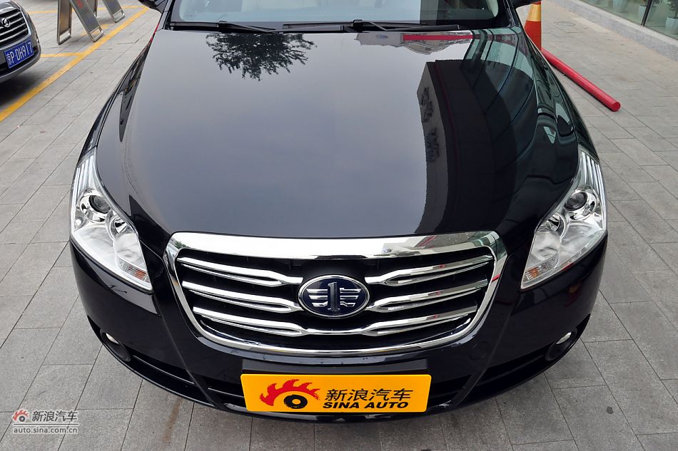 2011款奔腾B70高清到店实拍