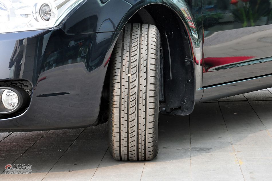 2011款奔腾B70高清到店实拍