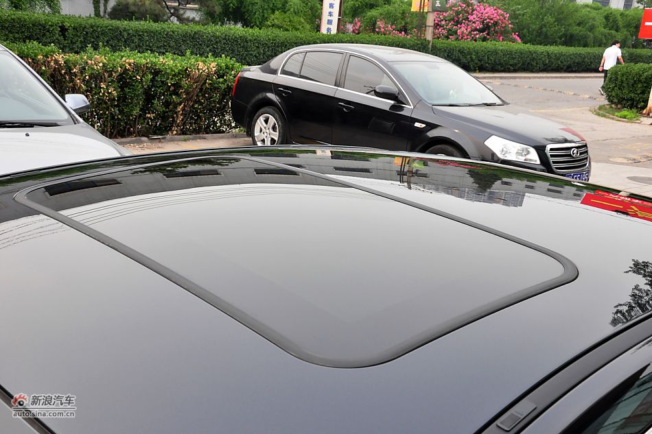 2011款奔腾B70高清到店实拍