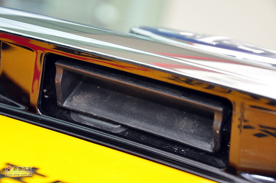 2011款奔腾B70高清到店实拍