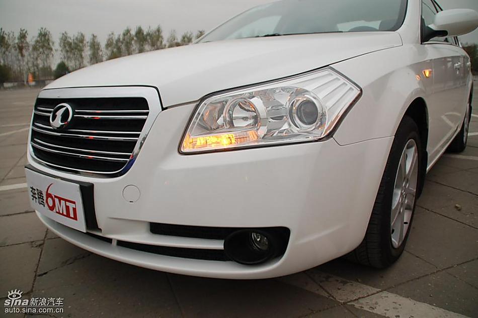 08款一汽奔腾6MT外观