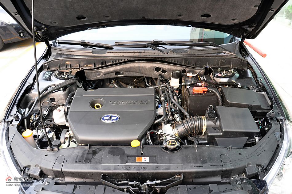 2011款奔腾B70高清到店实拍