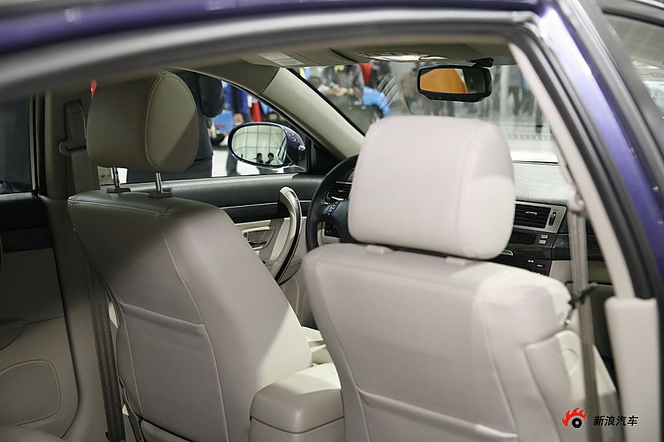 一汽2010款奔腾B70