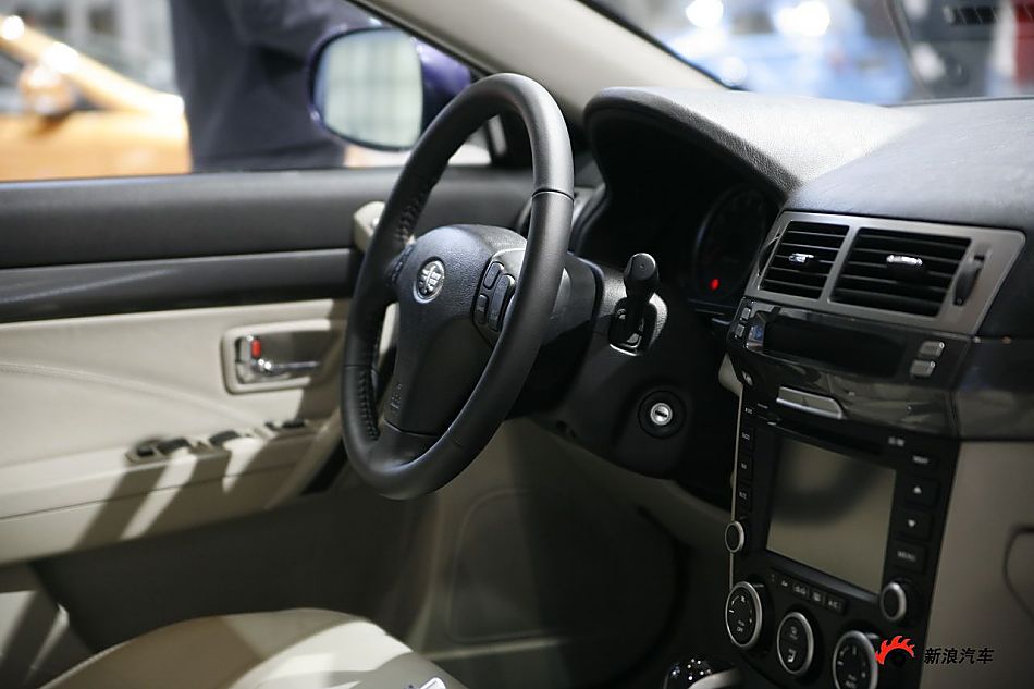 一汽2010款奔腾B70