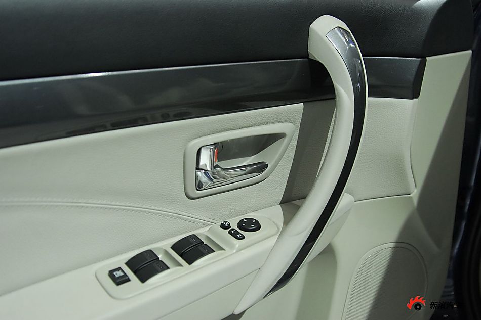 一汽2010款奔腾B70