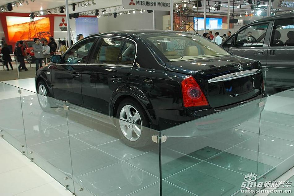 奔腾B70混合动力