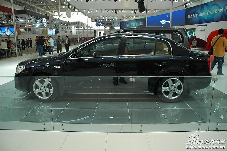 奔腾B70混合动力