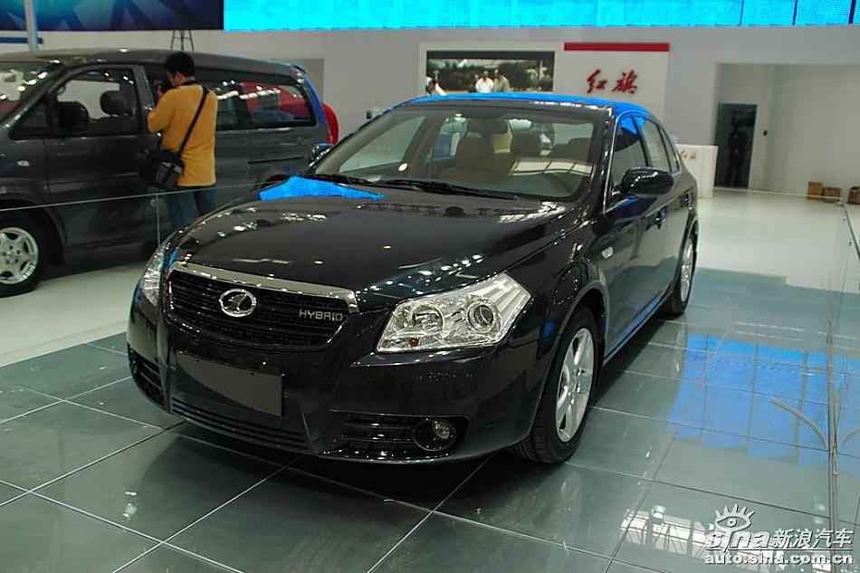 奔腾B70混合动力