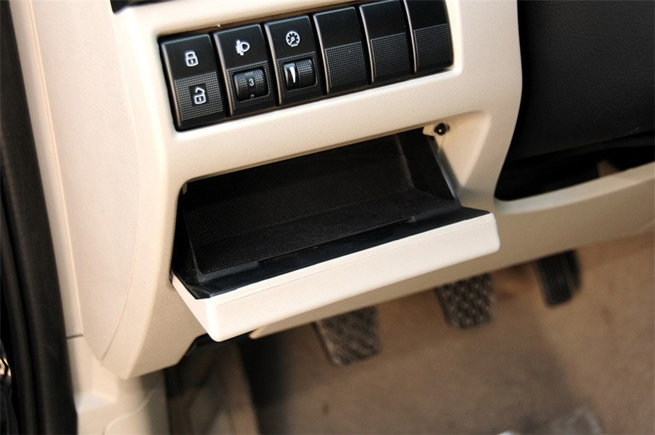 2012款 1.8L MT 时尚型 内饰