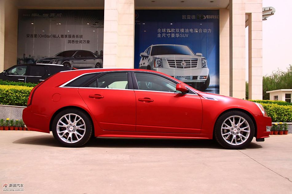 凯迪拉克CTS Wagon外观实拍图