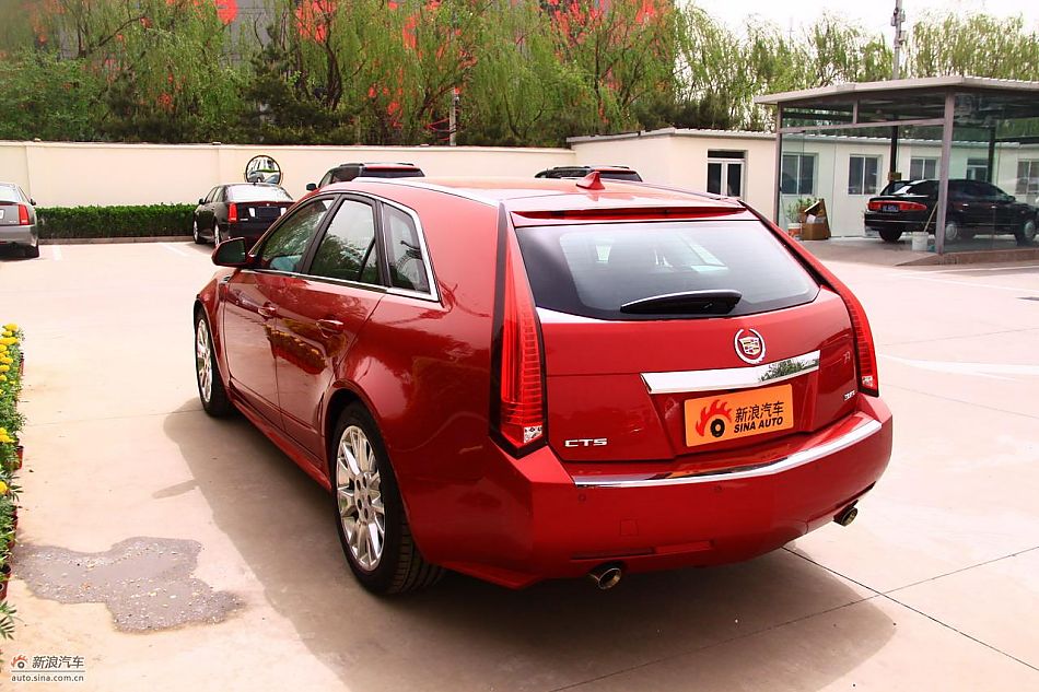 凯迪拉克CTS Wagon外观实拍图
