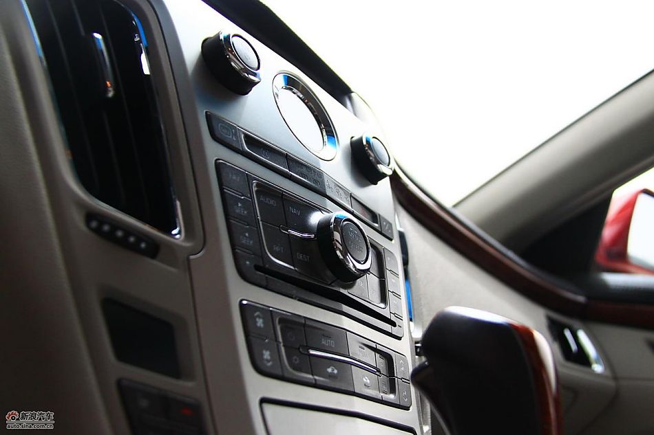 凯迪拉克CTS Wagon内饰实拍图