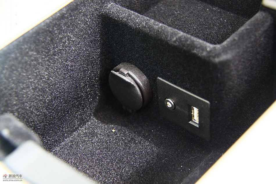 凯迪拉克CTS Wagon内饰实拍图