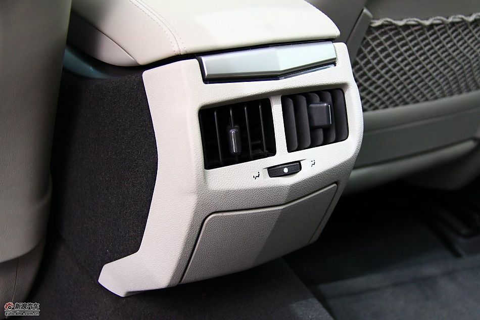 凯迪拉克CTS Wagon内饰实拍图