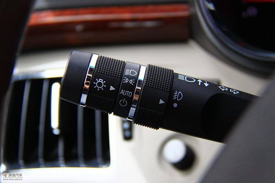 凯迪拉克CTS Wagon内饰实拍图
