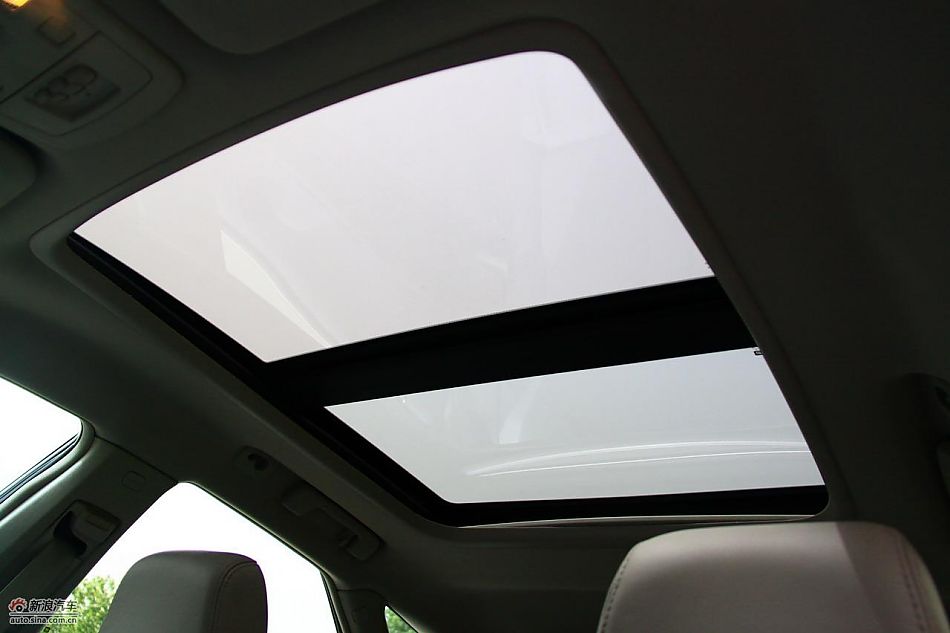 凯迪拉克CTS Wagon内饰实拍图