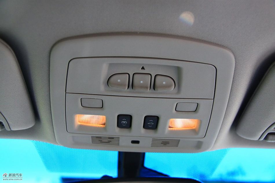 凯迪拉克CTS Wagon内饰实拍图