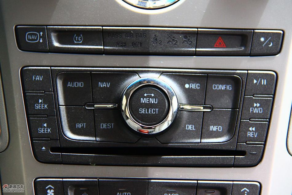 凯迪拉克CTS Wagon内饰实拍图