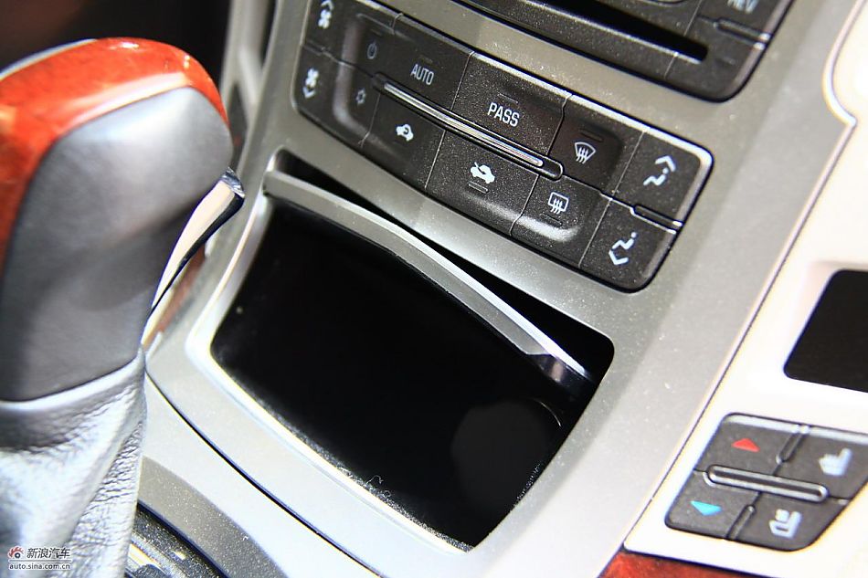 凯迪拉克CTS Wagon内饰实拍图