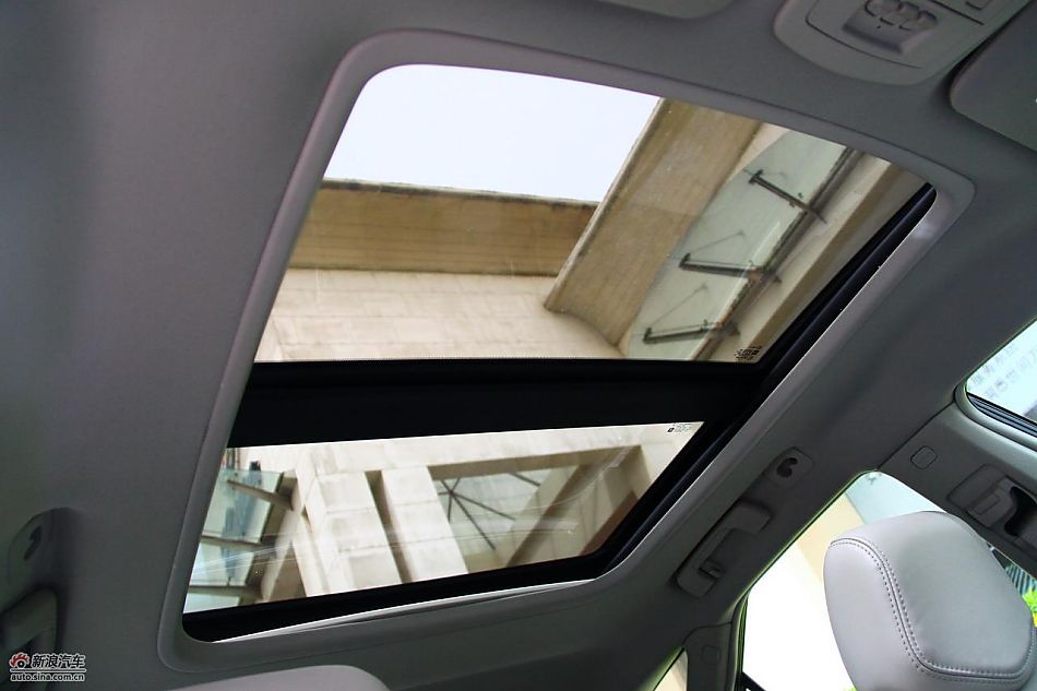 凯迪拉克CTS Wagon内饰实拍图