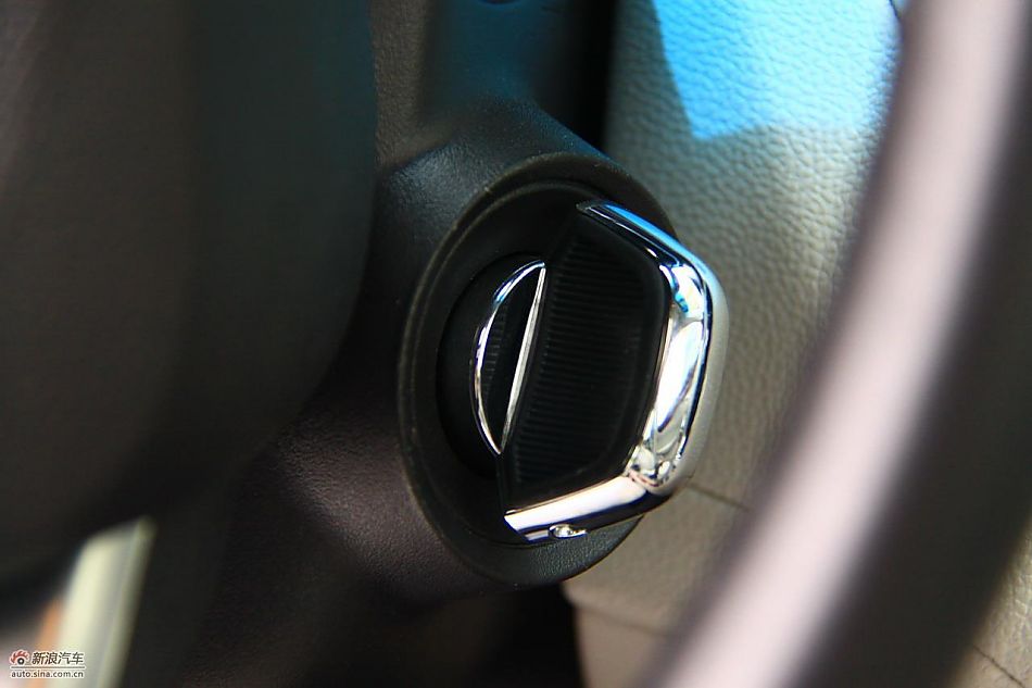 凯迪拉克CTS Wagon内饰实拍图