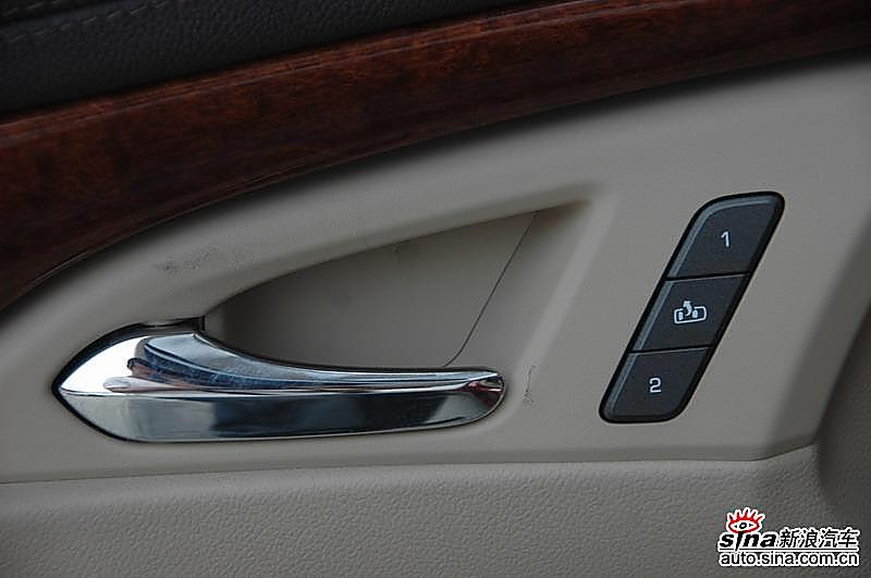 试驾全新凯迪拉克CTS