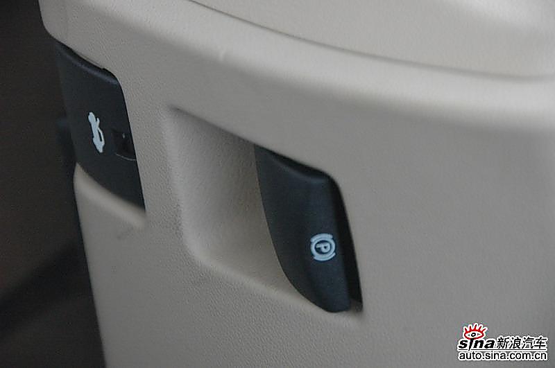 试驾全新凯迪拉克CTS