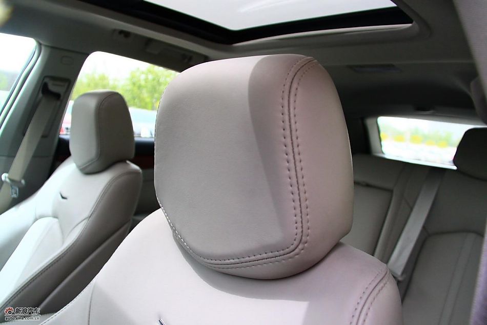 凯迪拉克CTS Wagon内饰实拍图