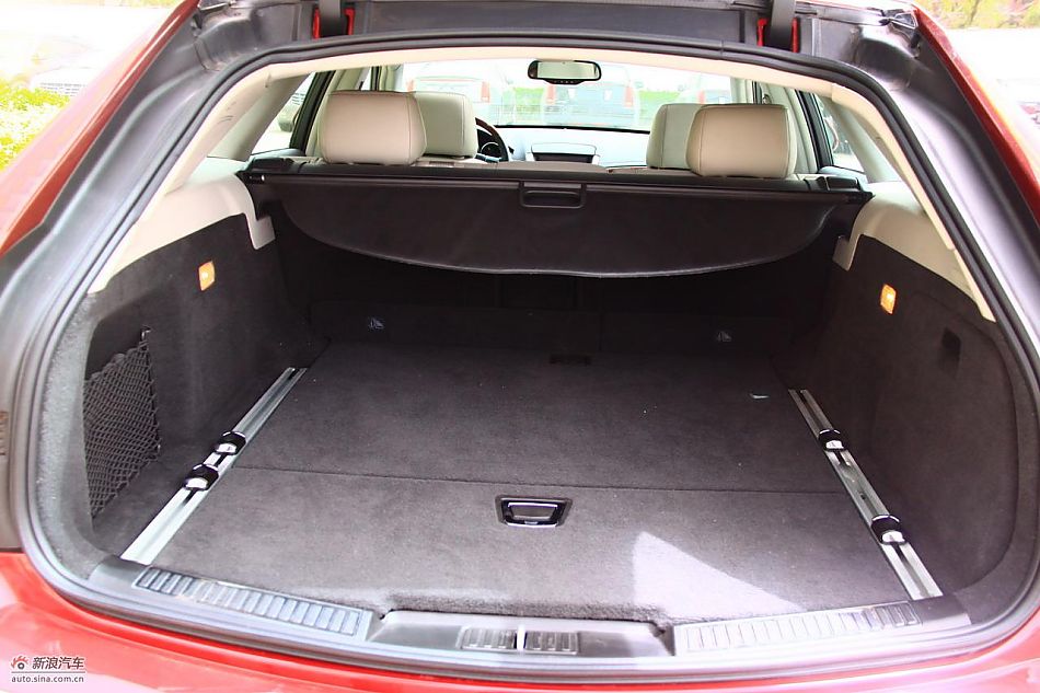凯迪拉克CTS Wagon内饰实拍图