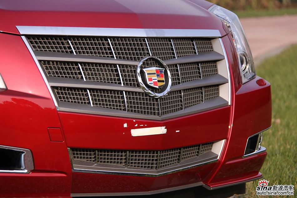 2010款凯迪拉克CTS 3.0豪华运动版外观