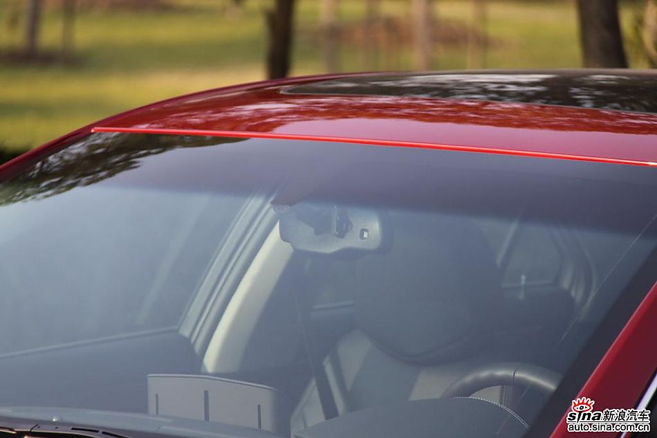 2010款凯迪拉克CTS 3.0豪华运动版外观